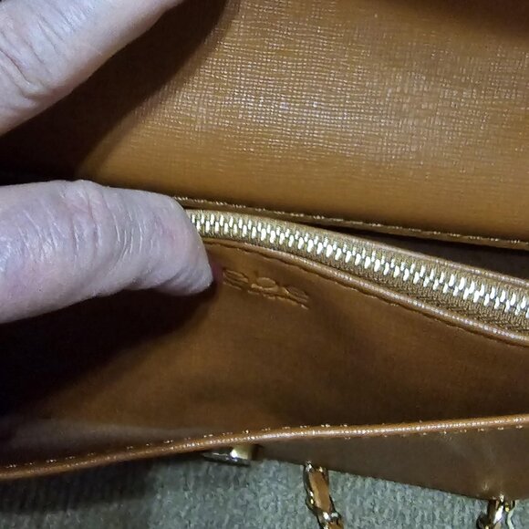 EC Bebe Los Angeles Crossbody Bag - Picture 6 of 7